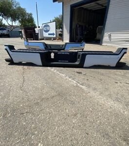 FORD F-250/350 White Bumpers with Sensors 2023-2025