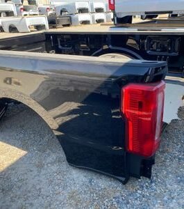 Ford F-250/350 Long Beds Black 2023-2024