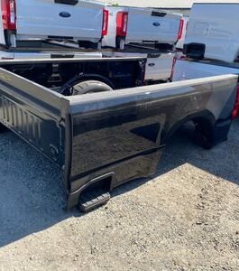 Ford F-250/350 Long Beds Black 2023-2024