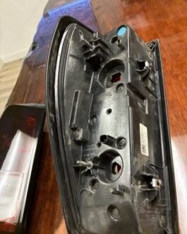 GMC SIEARRA OEM HALOGEN TAILLIGHTS 2500/3500 SOLD AS A PAIR 2020-2025 SMOKED
